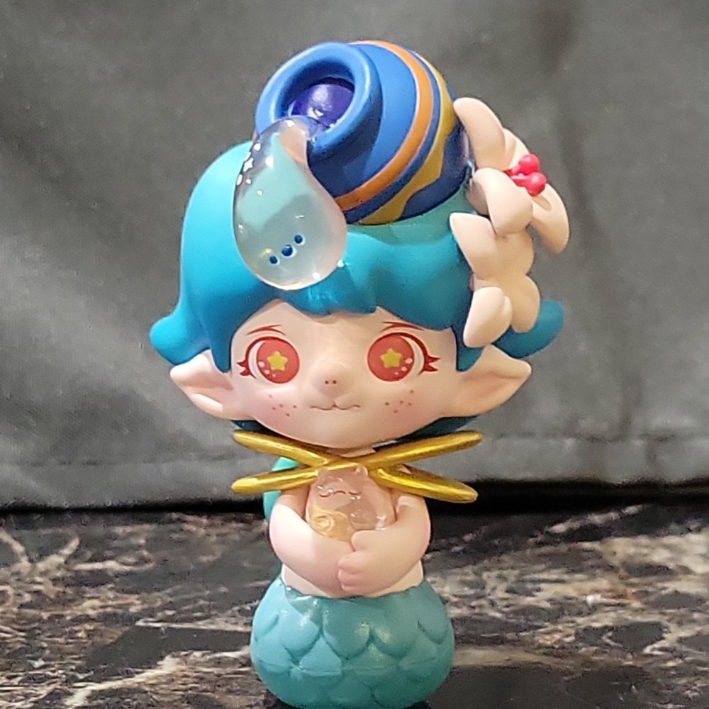 POP MART Flower Whispering Zodiac Aquarius  Pack ABS PVC Blue Collectible